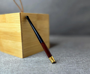 Pipa de Fumar de Madera Ecológica, Pipa de Tabaco de Madera Natural, Estilo Clásico, Reutilizable, Acabado Lacado Duradero - Product Image 1