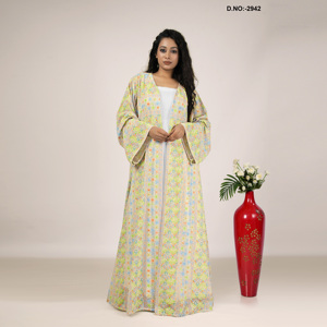 Tissu Georgette de qualité supérieure à finition douce avec broderie Chikankari élégante faite à la main pour vêtements de créateurs, disponible à la vente - Product Image 2