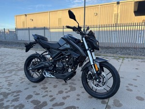 Motocicleta Deportiva Naked R125 de Última Generación, 14.7bhp, MUY RÁPIDA, con 1 Año de Garantía, Lista para Envío Hoy - Product Image 2