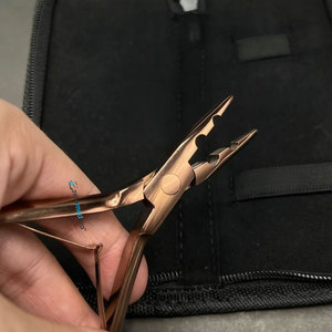 Pince à extensions capillaires plasma professionnelle personnalisable à 2 trous, or rose, en acier inoxydable de qualité chirurgicale, écologique - Product Image 2