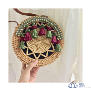 HOT SELLING Vintage Lightweight Large Capacity Rattan Handbag Woven Cotton Lining Summer Beach Bag Women Travel Shopping Fashion - Product Image 1