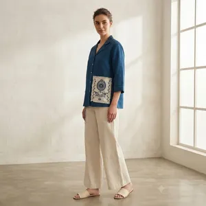 Chemise tunique bleue brodée pour femmes avec manches trois quarts, boutons sur le devant et pantalon large beige, tenue décontractée d'été - Product Image 6