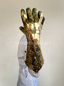 Armure de bras en laiton plaqué or, forme irrégulière, thème religieux, technique de moulage, occasion de prière, artisanat métallique - Product Image 6
