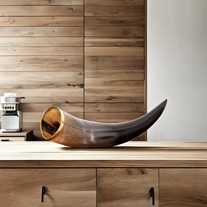 Corne à boire artisanale de qualité supérieure avec support en bois pour bière, hydromel, bière artisanale, vin ou whisky - Product Image 6