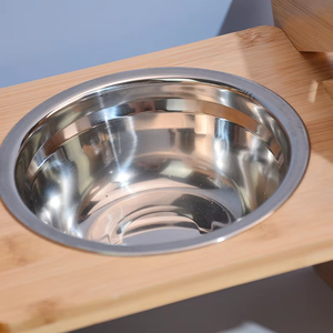 Bol d'alimentation incliné surélevé de qualité alimentaire en bambou, avec logo personnalisé, support réglable en bambou, pour chiens et chats - Product Image 4