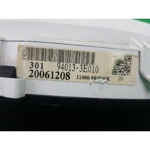Tableau de bord Sorento (compteur de vitesse/panneau de commande) d'occasion OEM 940133E010 - Product Image 2