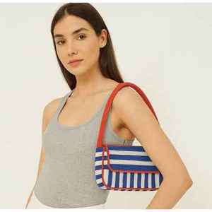 Sac fourre-tout indien traditionnel de luxe fait main, multicolore, orné de perles de verre, durable, artisanal, avec poignée baguette, mode décontractée haut de gamme - Product Image 1