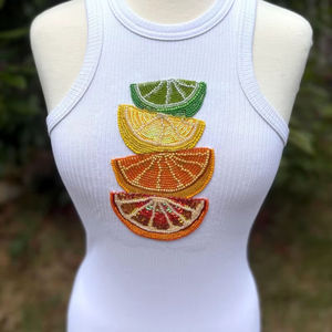 เสื้อกล้ามสายเดี่ยวผ้าซาตินแบบยั่งยืนสำหรับผู้หญิง ดีไซน์เซ็กซี่รูปหัวใจ ความยาวสั้น ประดับด้วยลูกปัดวิบวับ ตกแต่งแบบโปร่ง เหมาะสำหรับวันวาเลนไทน์ - Product Image 1