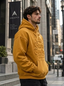 Sweat à capuche homme moutarde oversize gaufré streetwear avec logo frontal – Vente en gros - Product Image 4