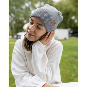 Bonnet à revers Theta-Stitch Koala gris, conçu et fabriqué aux États-Unis (brevet en instance), accessoire de sport d'hiver - Product Image 4