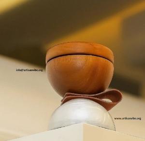 เตาเผากำยานไม้โบราณแบบอาหรับ – ที่วางบาคูร์และอูดทำมือ ของตกแต่งบ้านสไตล์อิสลาม ของขวัญ - Product Image 3