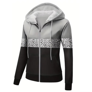 บริการขายส่ง OEM เสื้อฮู้ดดี้ผู้ชายแขนยาวถักนิตติ้งสีพื้น โลโก้ด้านหน้า ผลิตจากโพลีเอสเตอร์/คอตตอน รุ่นใหม่ล่าสุด - Product Image 3