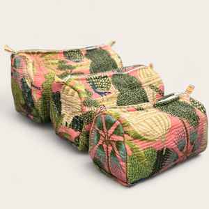 Juego de 3 Bolsas de Cosméticos Acolchadas de Algodón Hechas a Mano, Impermeables, con Estampado Floral, Organizador de Artículos de Aseo para Viaje - Product Image 2