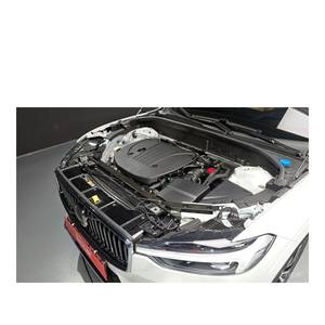 Volvo XC60 B5 Ultimate 2023 avec conduite à gauche, boîte automatique, sièges en cuir, caméra de recul, seulement 12 666 km parcourus - Product Image 6