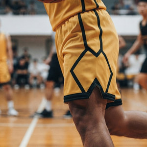 Shorts de basketball polyvalents pour hommes, style vintage, avec étiquette personnalisée, anti-plis et coutures renforcées - Product Image 5