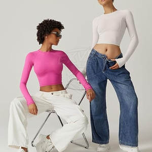 เสื้อครอปออกกำลังกายสำหรับผู้หญิงไซส์ใหญ่ ดีไซน์โดดเด่น ระบายอากาศได้ดี ขายส่ง - Product Image 5