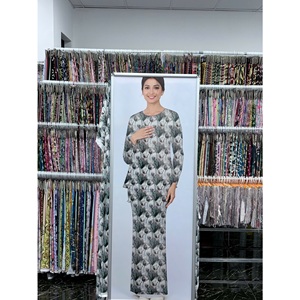 Tela brocada con textura de rosas impresa en Malasia, tela personalizada impresa para ropa de mujer, 100% poliéster (tela jacquard) - Product Image 6