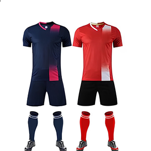 Vêtements de sport personnalisés pour équipes de football, en polyester/coton, imprimés numériquement, respirants, coupe classique, vente en gros, fournisseur OEM - Product Image 6