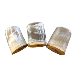 Taza de Cuerno Natural con Borde Liso, Hecha a Mano, Duradera, Imitación Antigua para Beber Cómodamente, Uso Diario, Cocinas Rústicas - Product Image 1