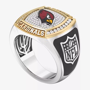 Anillo de Campeonato de los Arizona Cardinals de 1/2ct, Totalmente Personalizado, de Moda, Bicolor, Personalizado para Escuela Secundaria o Universidad, de Aleación con Moissanita - Product Image 2