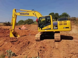 Excavatrice sur chenilles hydraulique PC200-11M1 de 20 tonnes, machine de terrassement haute efficacité pour projets de construction - Product Image 3