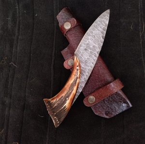 Damascus Steel Hunting Knife Drop Point Blade 0.7mm Thickness Straight Edge Horn Handle <b>Leather</b> Sheath Included - Product Image 3