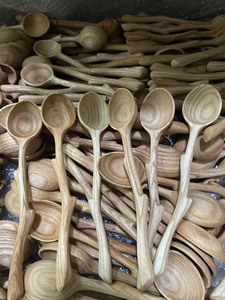 Cucharas de madera con mango largo en forma de rama, hechas a mano, estilo vietnamita, cuchara para sopa, cucharón de madera para cocinar, mezclar y revolver - Product Image 2