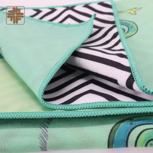 Toalla de Playa Grande gruesa personalizada sostenible OEM ODM fabricada en Taiwán - Product Image 3