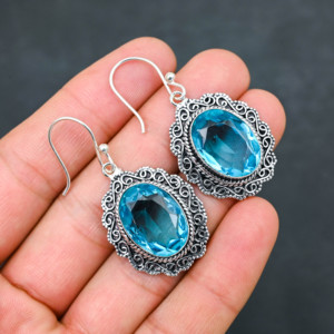 Boucles d'oreilles personnalisées en argent sterling 925 avec topaze bleue créée en laboratoire, 1,9 pouce, bijoux en pierres précieuses faits à la main, boucles d'oreilles fines antiques, cadeau pour femme - Product Image 1