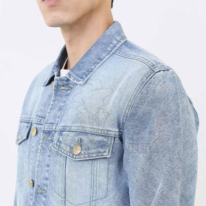 Veste en jean d'hiver confortable et élégante, confectionnée avec des coutures soignées, idéale pour une utilisation décontractée et les activités de plein air - Product Image 6