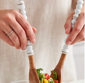Ensemble de cuillères à salade en bois avec manches perlées blanches, design nordique, couverts en bois naturel pour la restauration, le camping et l'hôtellerie - Product Image 5