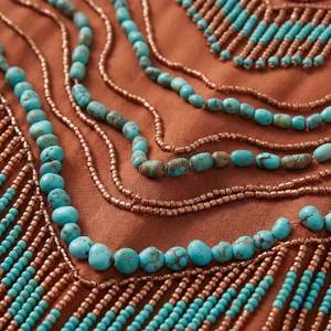 Poncho Perlé Fait Main Fourni Directement par l'Usine pour Fêtes, Mariages et Usage Quotidien Disponible au Prix d'Usine - Product Image 4