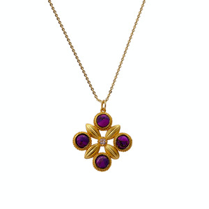 Collier Pendentif Trèfle Floral Vintage en Laiton Plaqué Or avec Turquoise Mohave Violette, Design Floral Élégant et Délicat Fait Main - Product Image 4