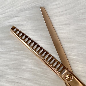 กรรไกรด้ามจับสแตนเลสสำหรับสุนัขและแมวบรรจุภัณฑ์จำนวนมากทำจากสเตนเลสสตีลจากญี่ปุ่น - Product Image 5