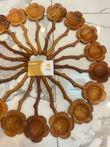 Cuillère-filtre à thé en bois écologique, motif tournesol, faite à la main, pour thé en vrac, cuillère personnalisée en forme de fleur, Vietnam - Product Image 5