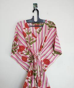 Robe Kaftan Vintage pour Femme, Imprimé Floral Jungle, Dentelle, Col en V, Manches 3/4, Longueur Genou, Coupe A-Line, Oversize, 100% Coton, Style Bohème Plage - Product Image 3