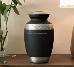 Urnes de crémation en forme de cœur pour cendres Urnes de crémation blanches royales bon marché Urnes de crémation en laiton Funérailles d'Inde - Product Image 5