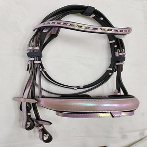 Brida de cuero para caballo, acolchada y suave, con 1 pellizquera y frontal, color marrón con costuras decorativas. - Product Image 2