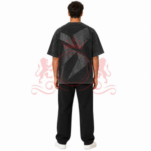 เสื้อยืดทรงหลวมแบบดรอปโชว์เดอร์เนื้อผ้านุ่มพิเศษ สีซีดแบบซันเฟด พร้อมทรงใส่สบายในชีวิตประจำวัน และโครงสร้างผ้าฝ้ายที่ใส่สบาย - Product Image 4