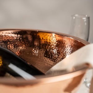 Bac à glace de luxe en cuivre martelé pour vin et boissons, grand format, sur piédestal, finition martelée, pour fêtes - Product Image 2