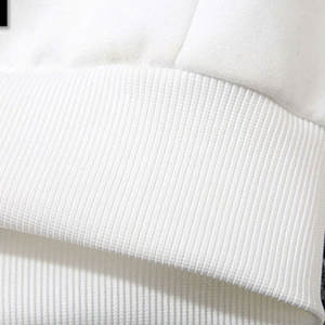 Sudadera Tricolor Urban Shadow para Hombre - Sudadera con Cuello Redondo en Bloques de Color Negro, Blanco y Gris, Top de Entrenamiento de Rendimiento con Forro Polar - Product Image 4