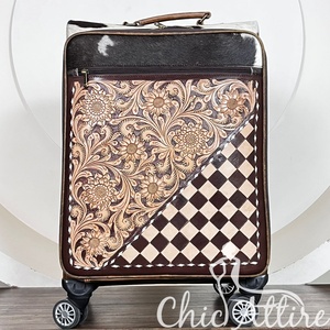 Maleta de Viaje de Cuero de Vaca con Diseño Floral Grabado a Mano de Alta Calidad, Estilo Occidental, con Ruedas Giratorias 360° °   Rueda Giratoria - Product Image 1