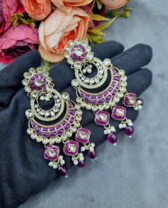 Boucles d'oreilles Chandbali Meenakari de créateur, plaquées or antique, avec pierres et perles, pour femmes, collection pour mariage, réception et soirée - Product Image 5