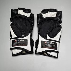 Guantes de Boxeo Profesionales de MMA para Adultos y Niños, Medios Dedos, Cuero PU Grueso para Entrenamiento - Product Image 4