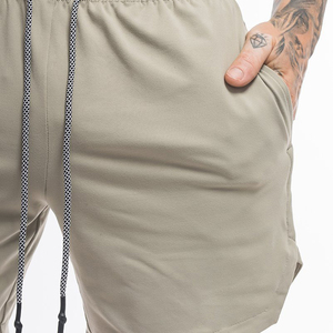 Shorts de musculation kaki pour hommes en gros – Shorts d'entraînement à séchage rapide, coupe ajustée, avec fentes latérales et cordon de serrage à motifs - Product Image 6