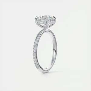 Anillo de compromiso clásico Glitterbomb con diamante cultivado en laboratorio de corte redondo de 2.40 quilates, incrustado en pavé, en oro blanco de 14 quilates. - Product Image 4