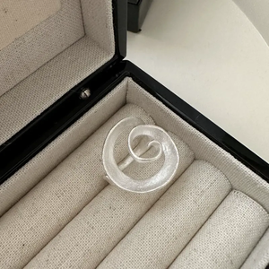 Bague en argent sterling S925, version coréenne, design de niche, blanc brûlé, rétro, simple, élégante et tendance - Product Image 2