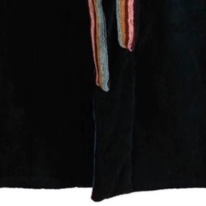 เสื้อคลุมอาบน้ำชายแบบมีโลโก้สั่งทำ ผ้าฟลานเนลเนื้อนุ่ม แห้งเร็ว ต้านเชื้อแบคทีเรีย ระบายอากาศได้ดี แขนยาว มีกระเป๋า คุณภาพสูง - Product Image 3