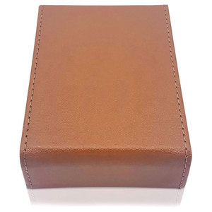 Étui de protection pour cartes à jouer en cuir PU à simple compartiment, étui de poker durable, portefeuille polyvalent, pochette à monnaie pour jeux de société - Product Image 1