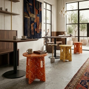 Taburete Otomano Moderno y Contemporáneo, Plegable, Modular, Apilable, Portátil, Hecho de Plástico Reciclado, Sostenible, Duradero y Multifuncional - Product Image 4